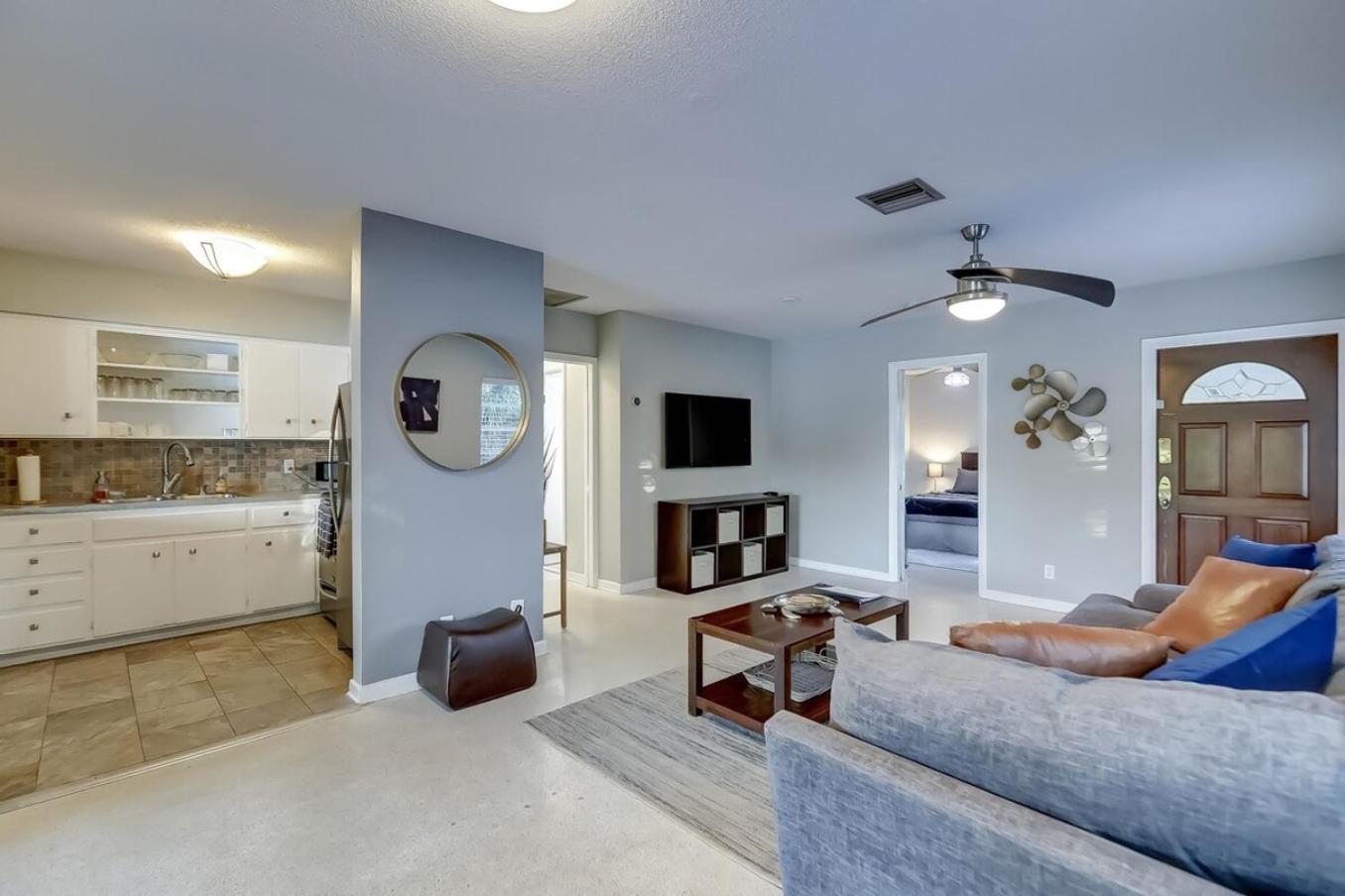 Waterfront Apartment Private Patio Pool فورت لودرديل المظهر الخارجي الصورة