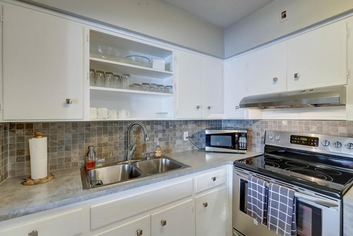 Waterfront Apartment Private Patio Pool فورت لودرديل المظهر الخارجي الصورة